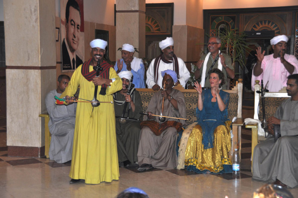 Kharga-2010-Béatrice-&-Musiciens-du-Nil-3