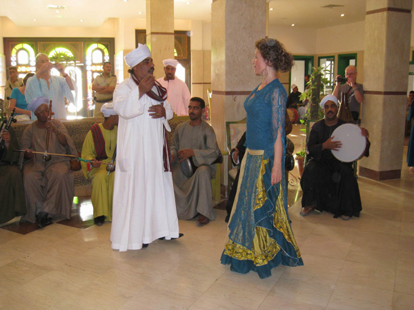 Kharga-2010-Béatrice-&-Musiciens-du-Nil-4
